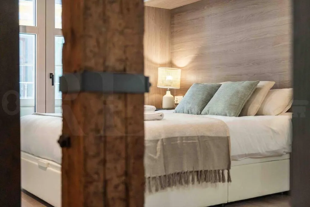 Eclectic & Elegant Apartment By Rems Málaga