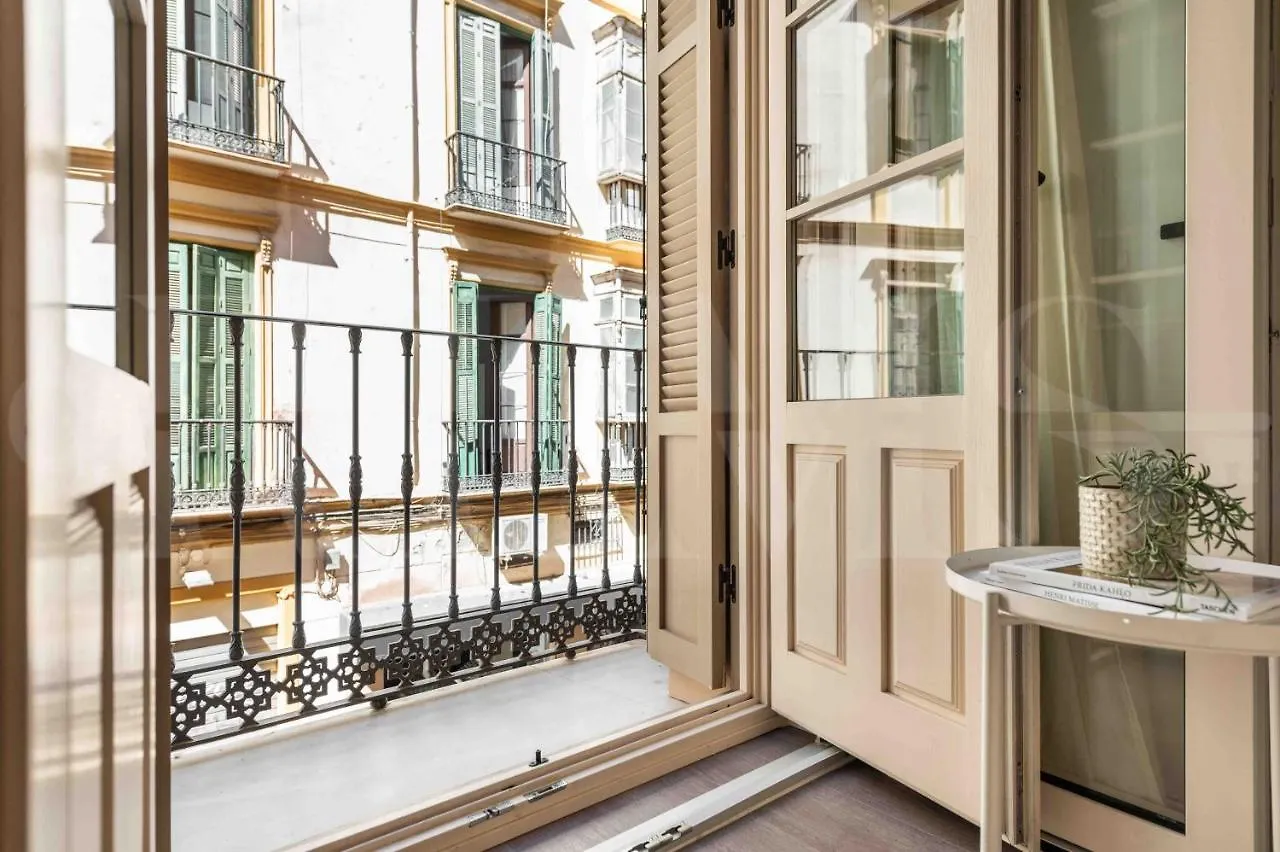 Eclectic & Elegant Apartment By Rems Málaga